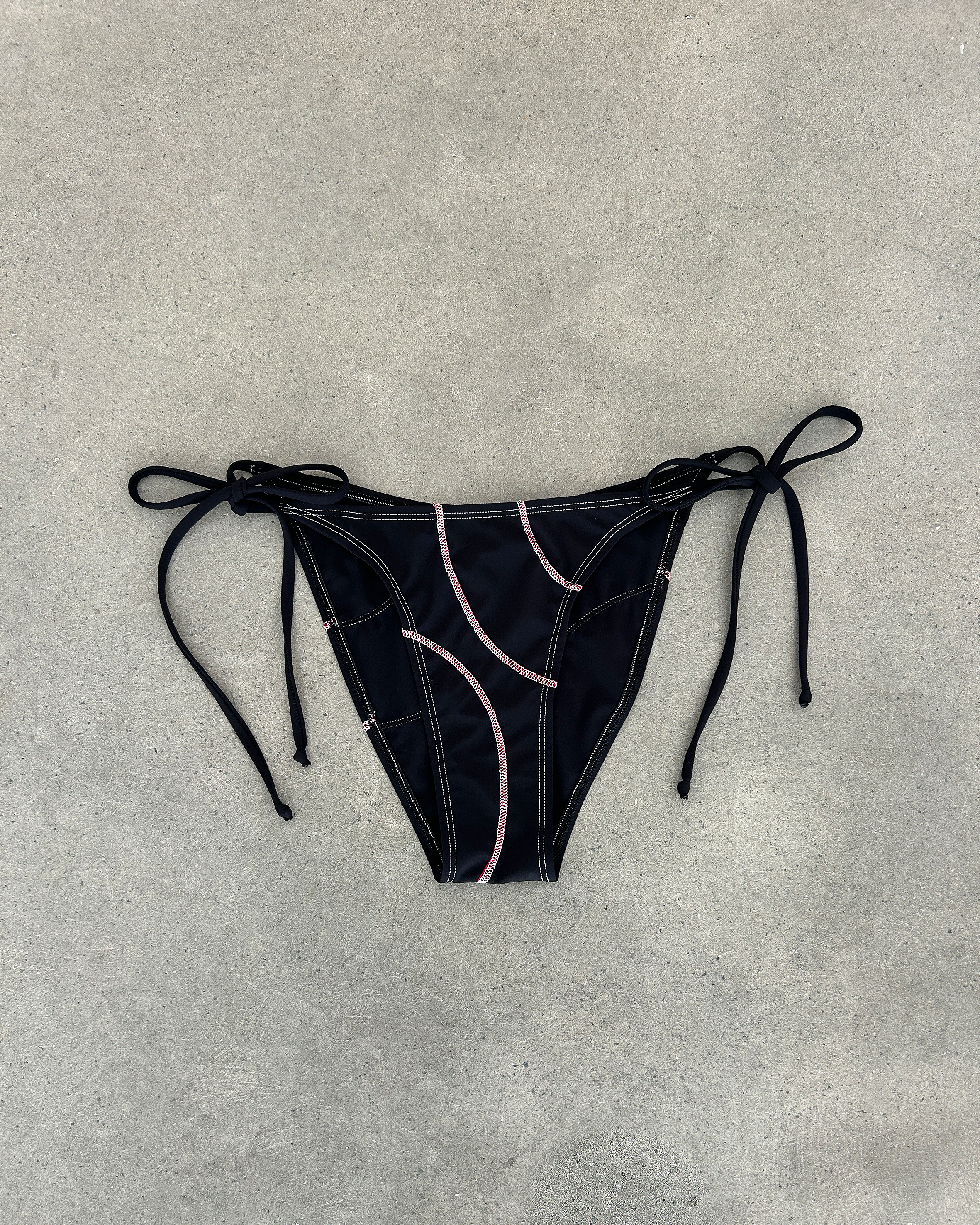 Victor Brief ~ Noir/Crimson